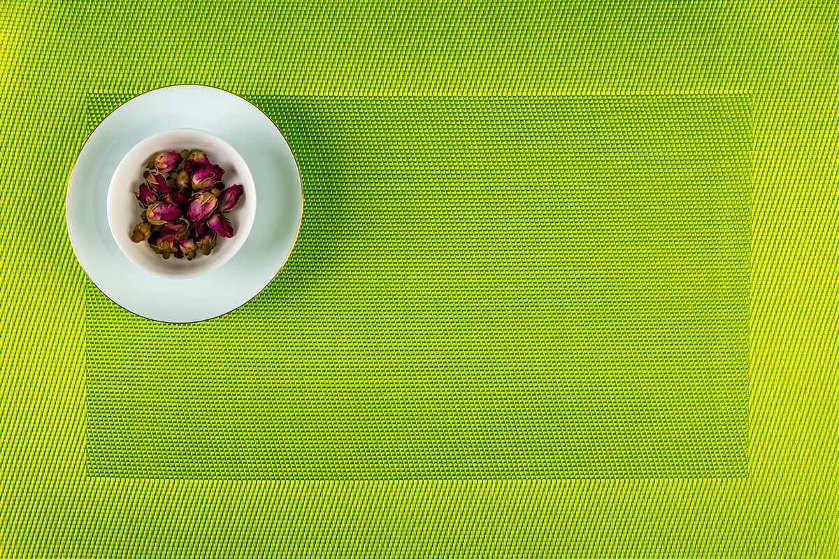 Bright colors elegant border placemats